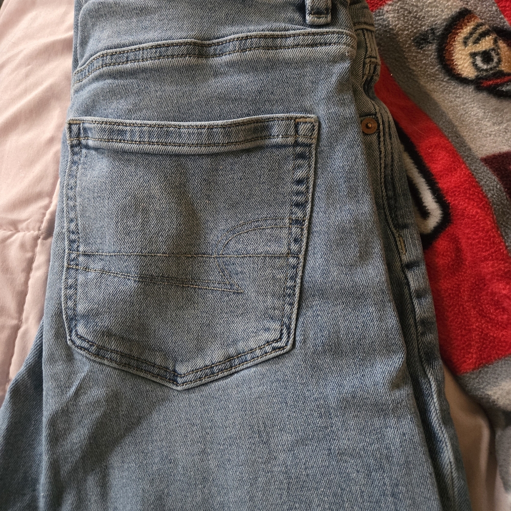 American Eagle Outfitters Light Blue Skinny Jeans